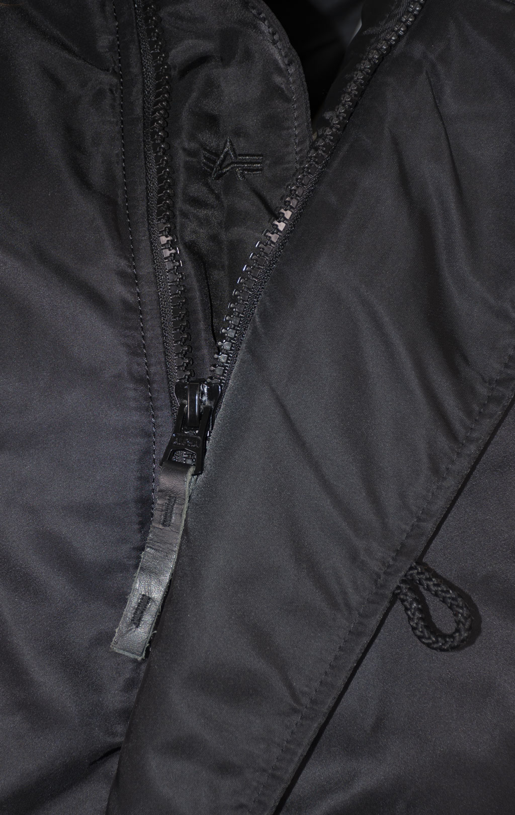 Аляска ALPHA INDUSTRIES CLASSIC N-3B натур. мех black 