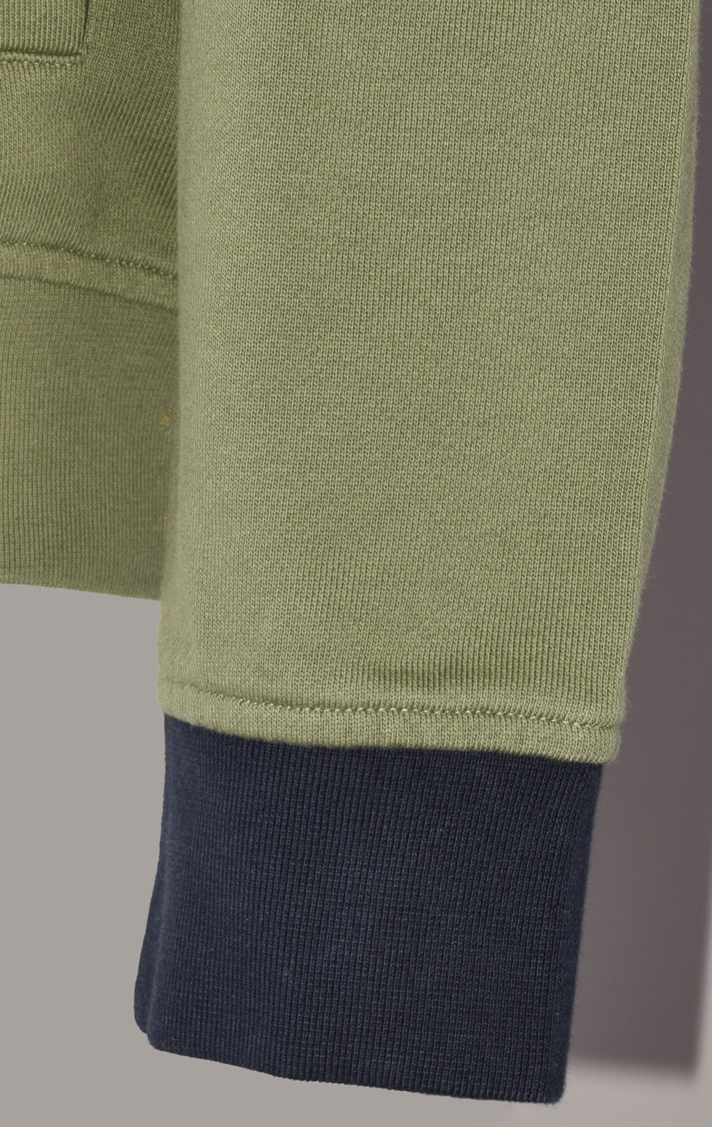 Олимпийка AERONAUTICA MILITARE SS 23/TR verde militare (FE 1748) 