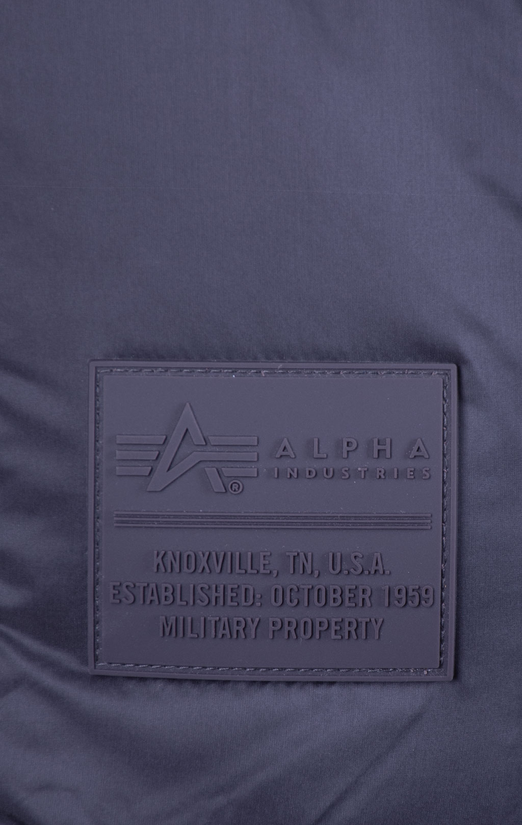 Женская куртка-пуховик ALPHA INDUSTRIES CLOUD PUFFER BOMBER vintage grey 