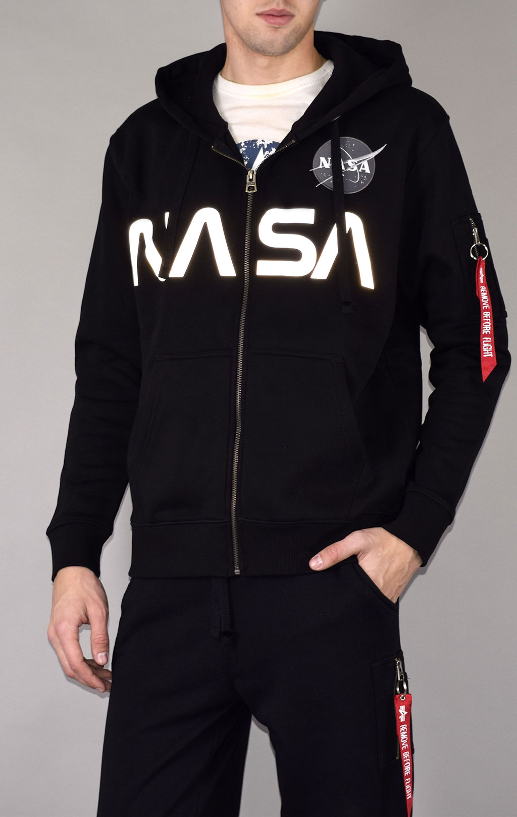 Толстовка ALPHA INDUSTRIES NASA ZIP HOODY black 
