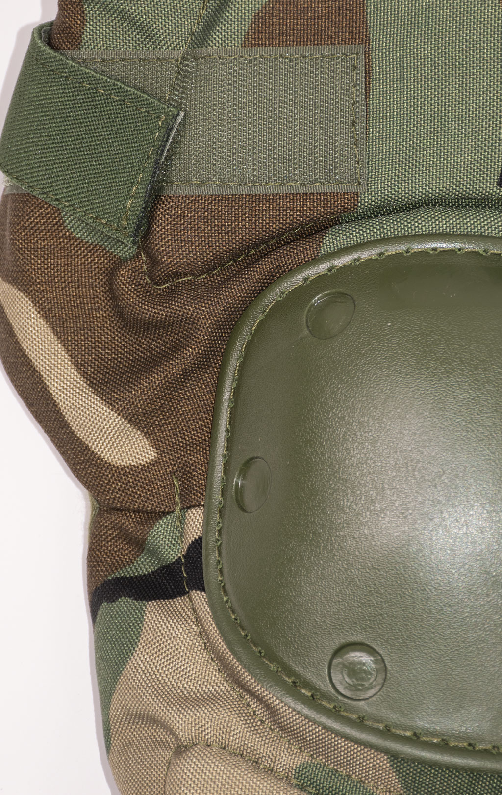Наколенники армейские camo woodland США