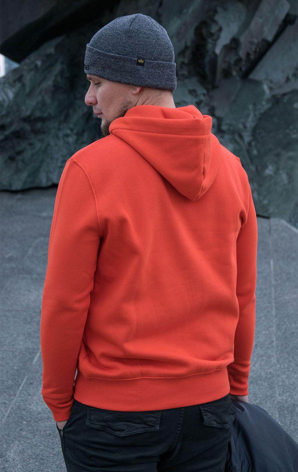 Толстовка ALPHA INDUSTRIES BASIC HOODY atomic red 