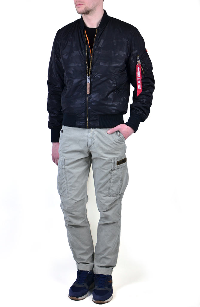 Куртка-бомбер лётная ALPHA INDUSTRIES VF HIDDEN CAMO MA-1 black 