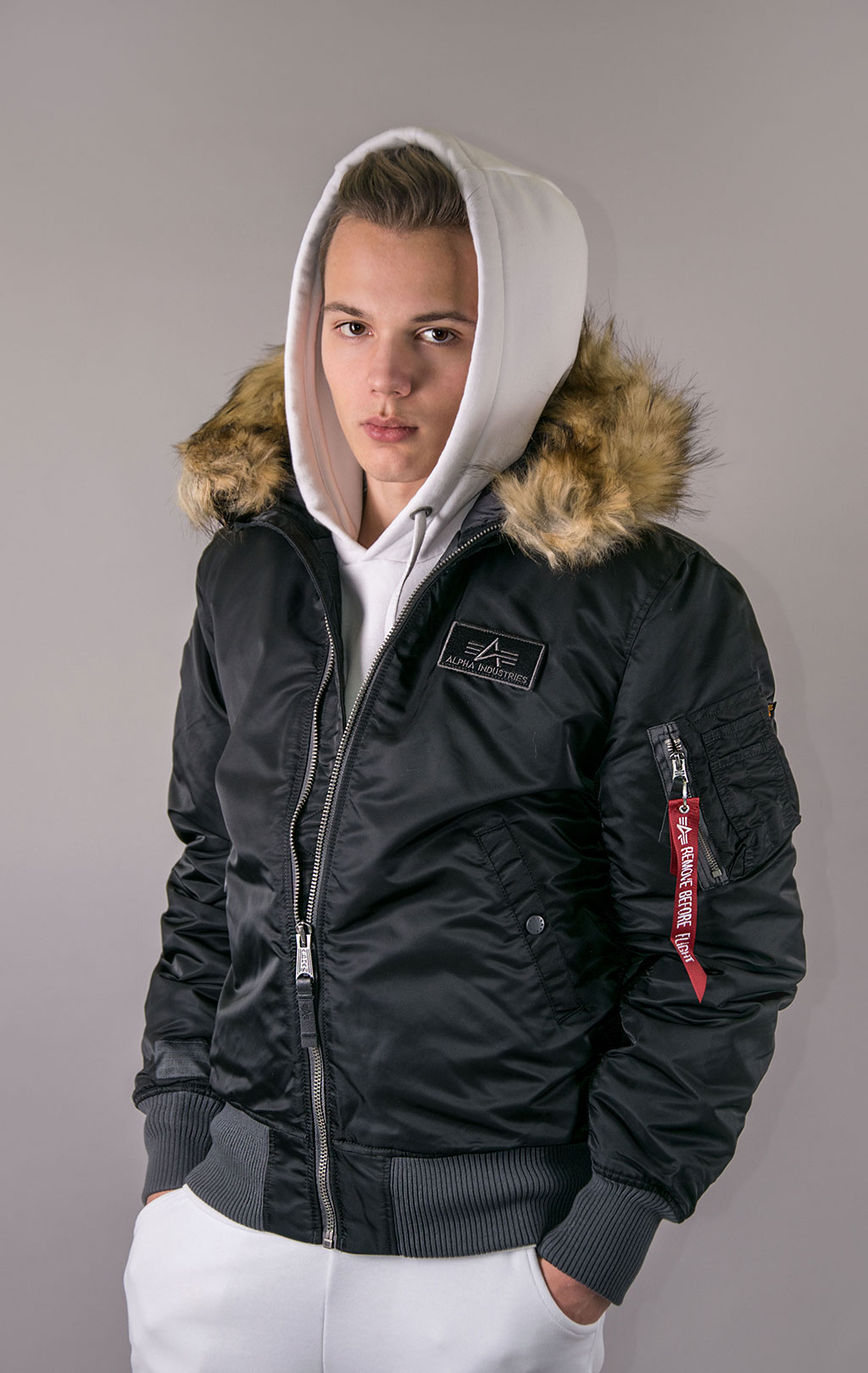Куртка ALPHA INDUSTRIES MA-1 HOODED CW black 