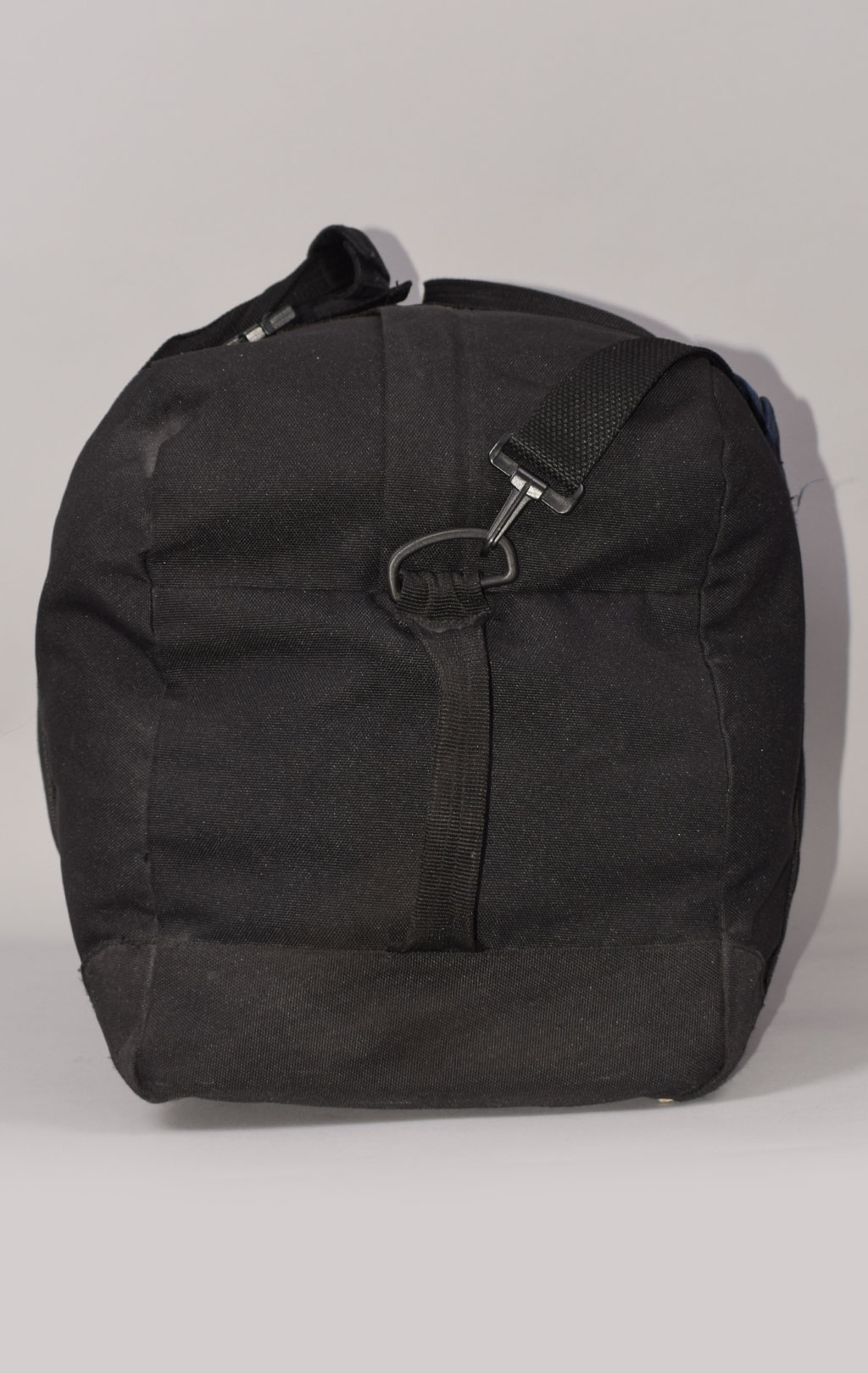 Сумка вещевая BAG TRAVEL нейлон 60x27x35 black б/у Англия