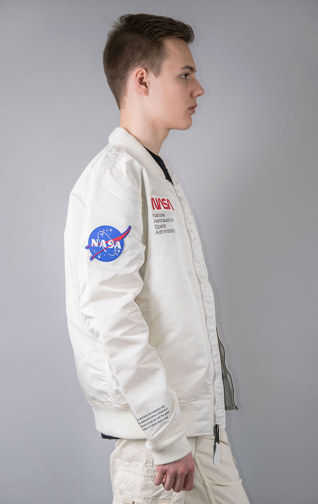 Бомбер-ветровка ALPHA INDUSTRIES L-2B NASA GEN-II FLIGHT JACKET SS 23 m off white 