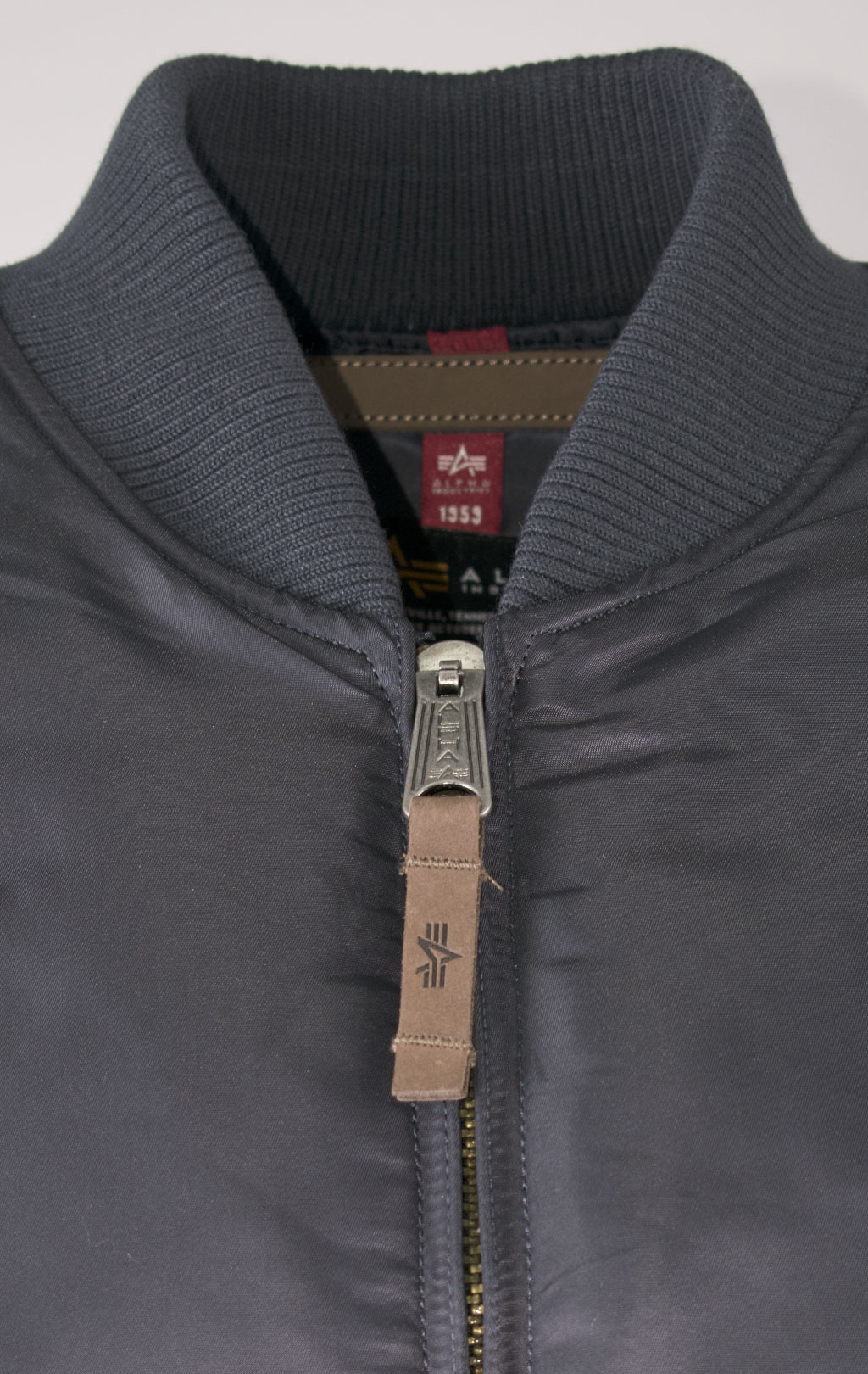 Бомбер ALPHA INDUSTRIES MA-1 VF 59 LONG iron grey 