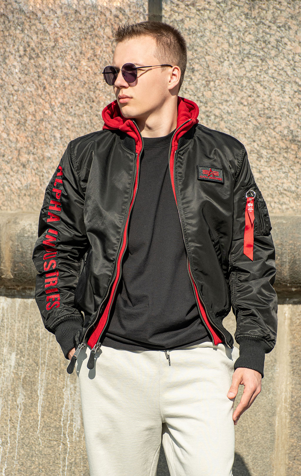 Куртка-бомбер лётная ALPHA INDUSTRIES MA-1 D-Tec SE black/red 