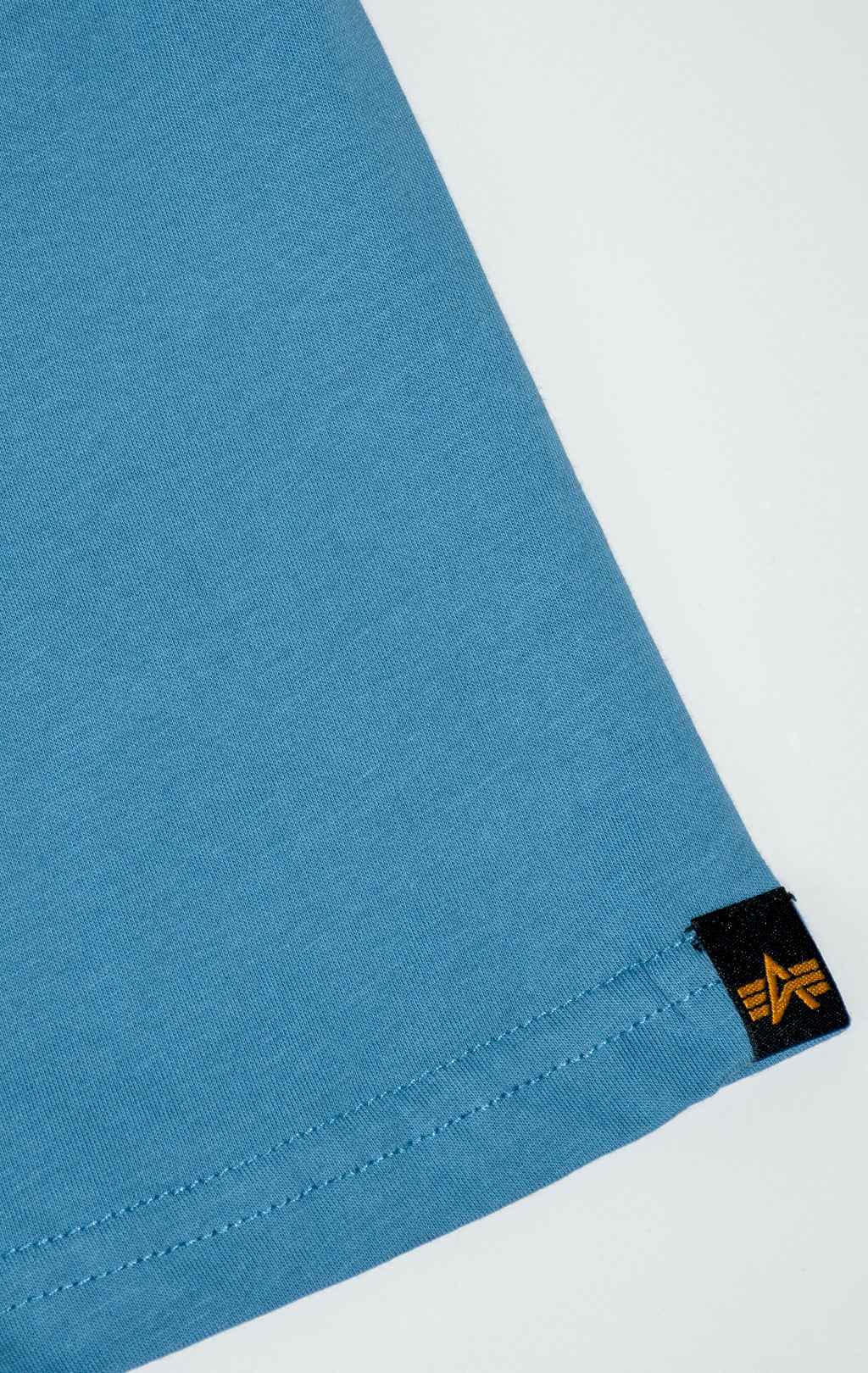 Футболка ALPHA INDUSTRIES BASIC T airforce blue 