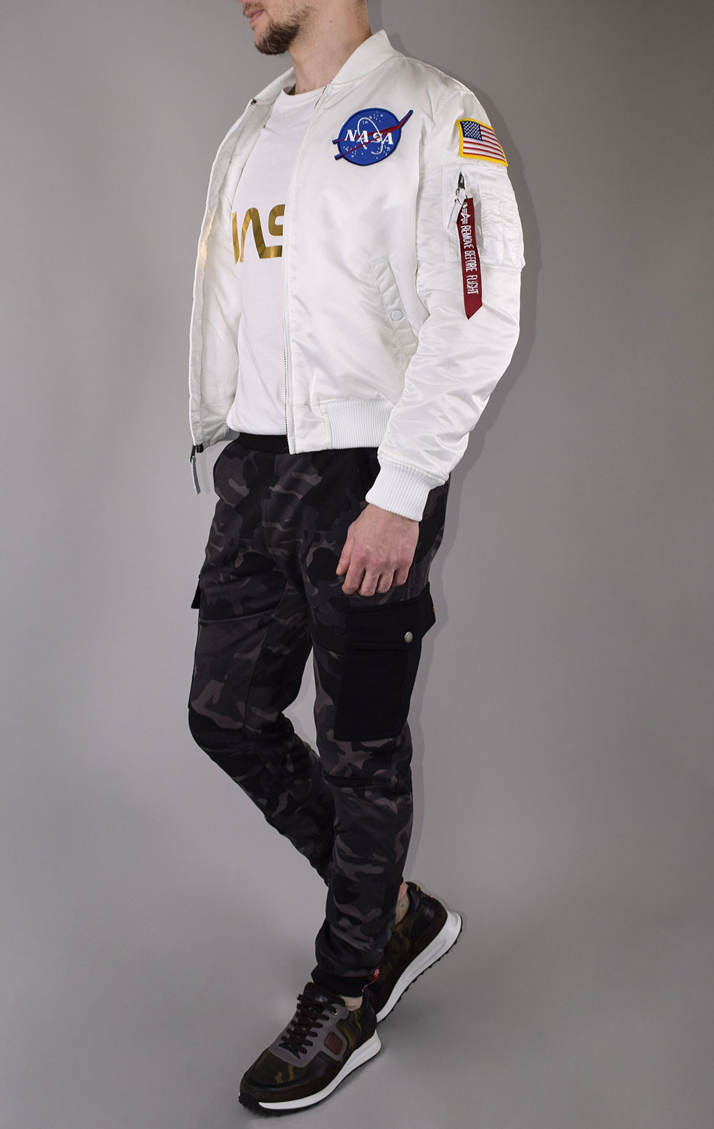 Бомбер ALPHA INDUSTRIES MA-1 VF NASA white 