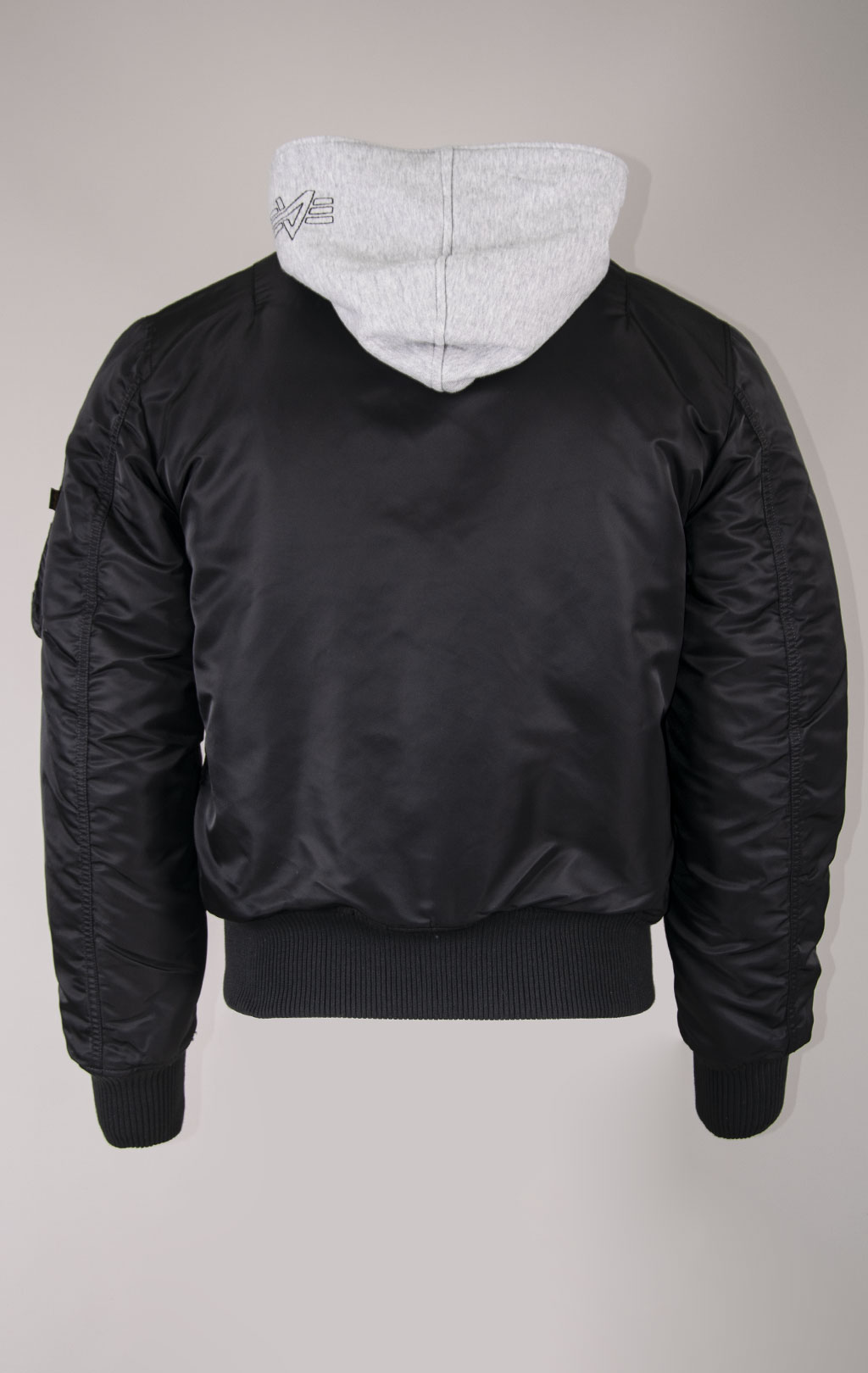 Куртка-бомбер лётная ALPHA INDUSTRIES MA-1 D-Tec black 