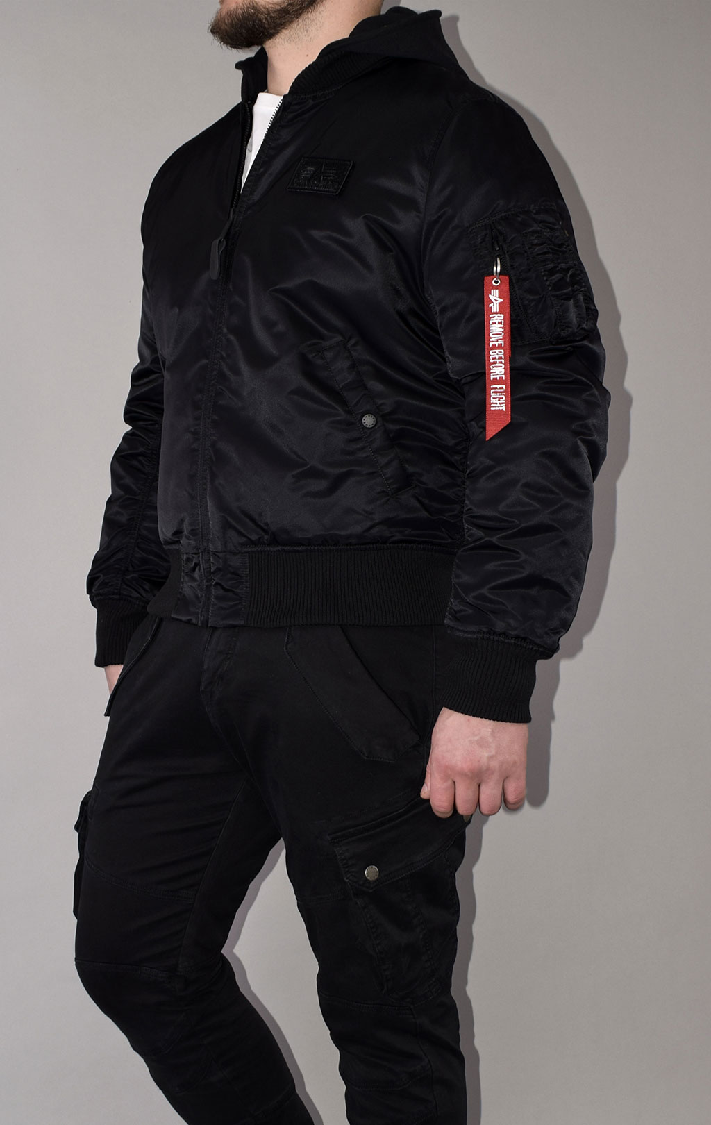 Бомбер ALPHA INDUSTRIES MA-1 ZH BACK PRINT black/yellow gold 