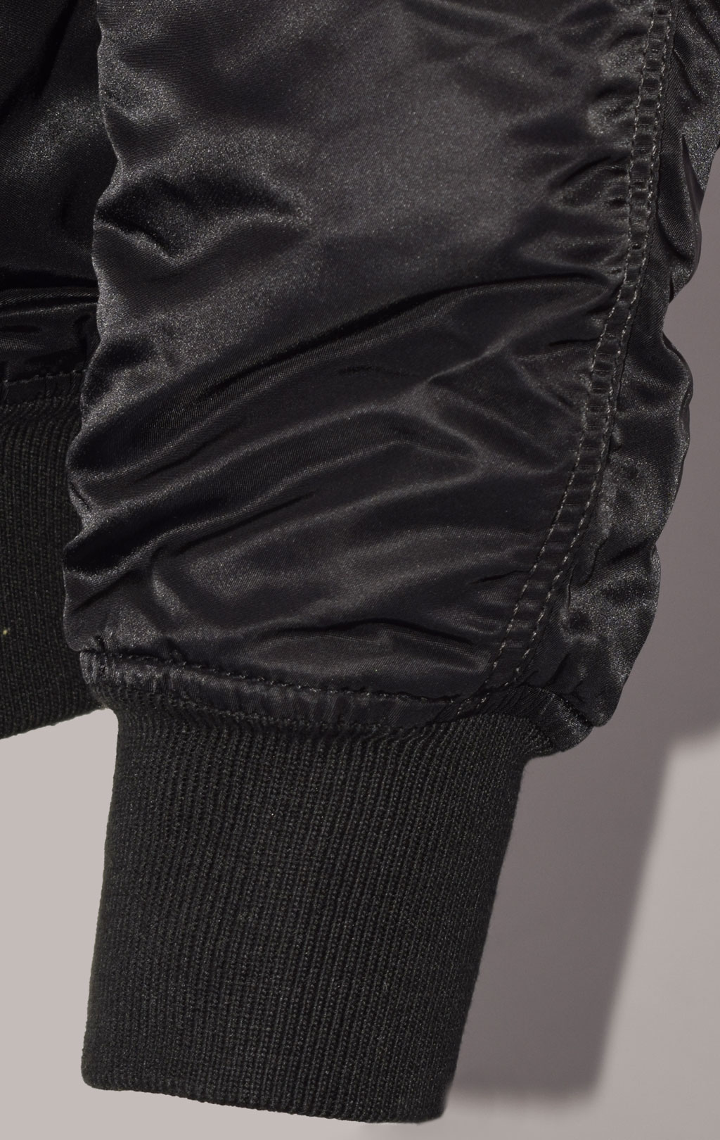 Аляска короткая ALPHA INDUSTRIES N-2B VF 59 black 