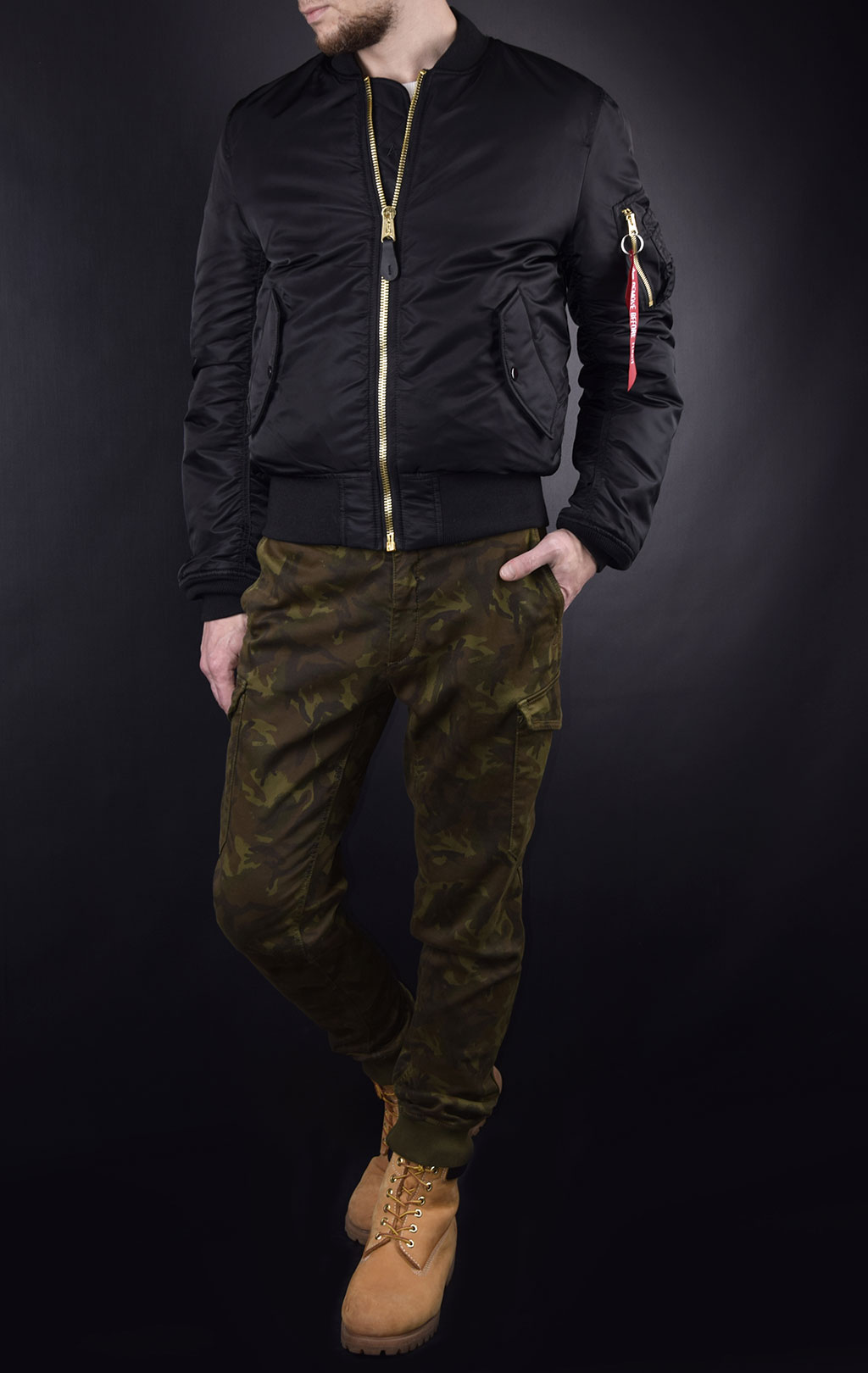 Бомбер ALPHA INDUSTRIES MA-1 SLIM FIT black 