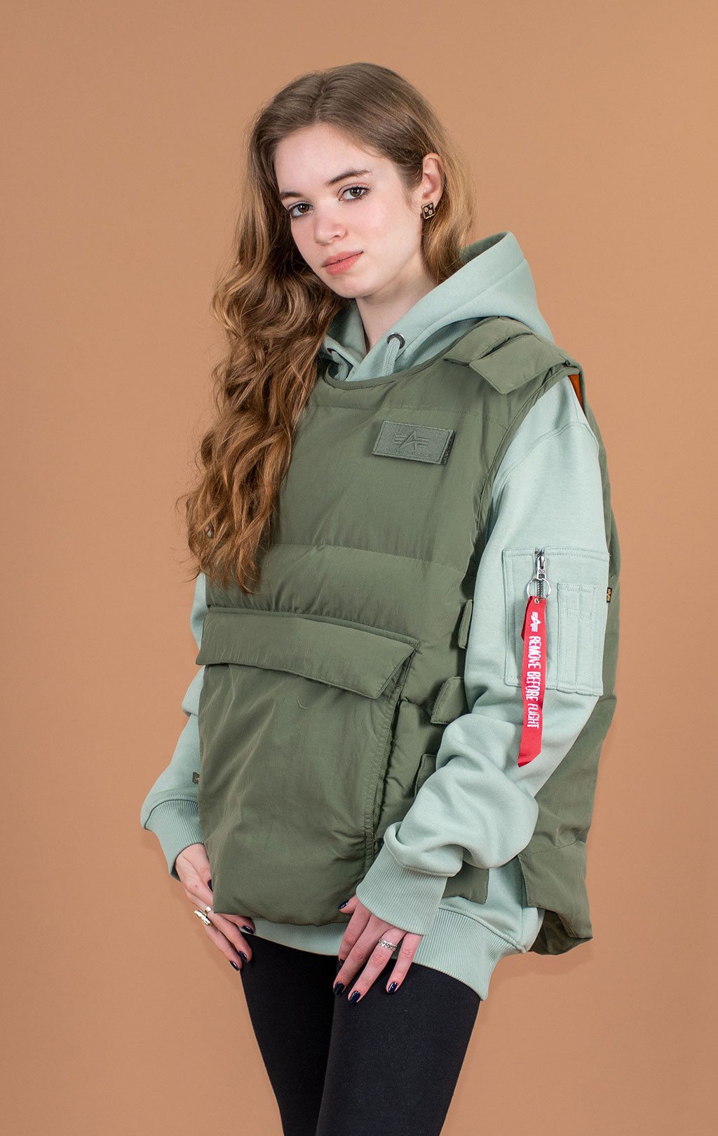 Жилет ALPHA INDUSTRIES PROTECTOR PUFFER VEST sage green 