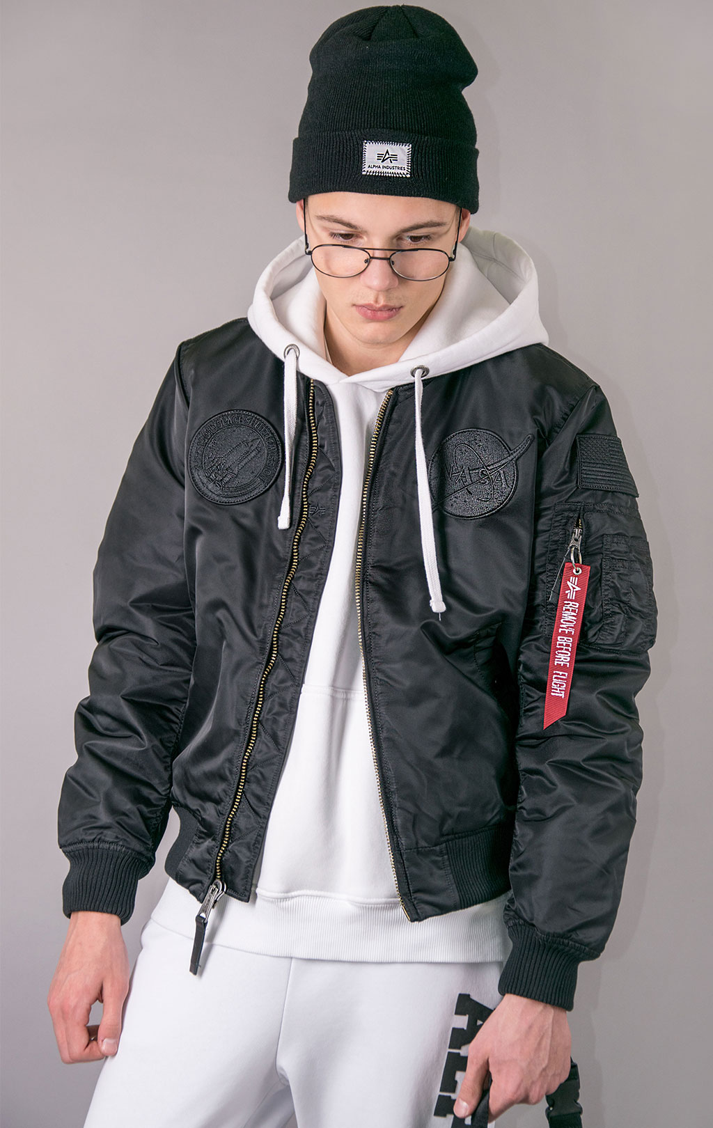 Бомбер ALPHA INDUSTRIES MA-1 VF NASA all black 