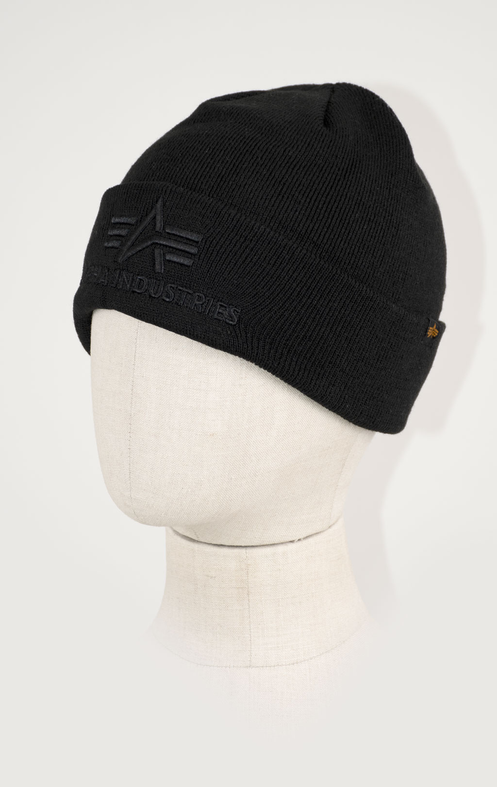 Шапка ALPHA INDUSTRIES 3D BEANIE black 