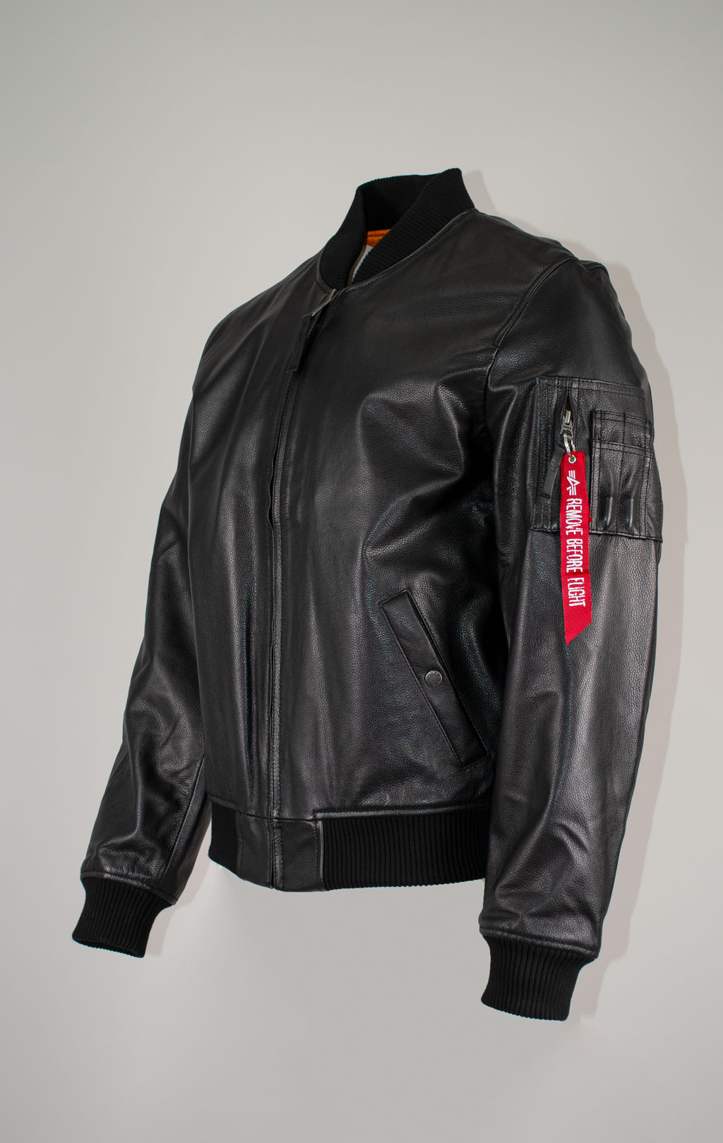 Куртка-бомбер лётная ALPHA INDUSTRIES MA-1 LEATHER LF кожа black 