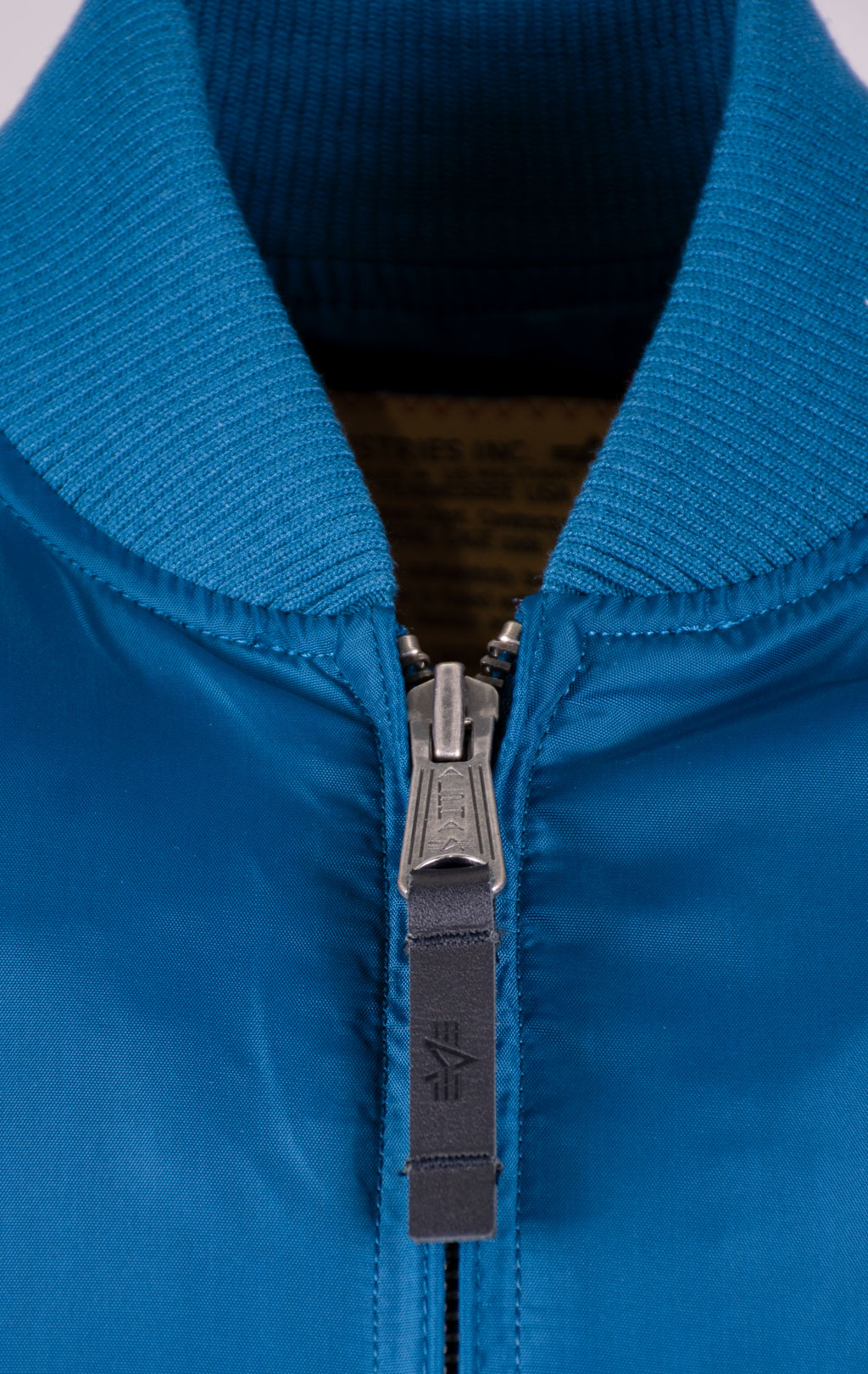 Ветровка-бомбер ALPHA INDUSTRIES MA-1 TT naval blue 