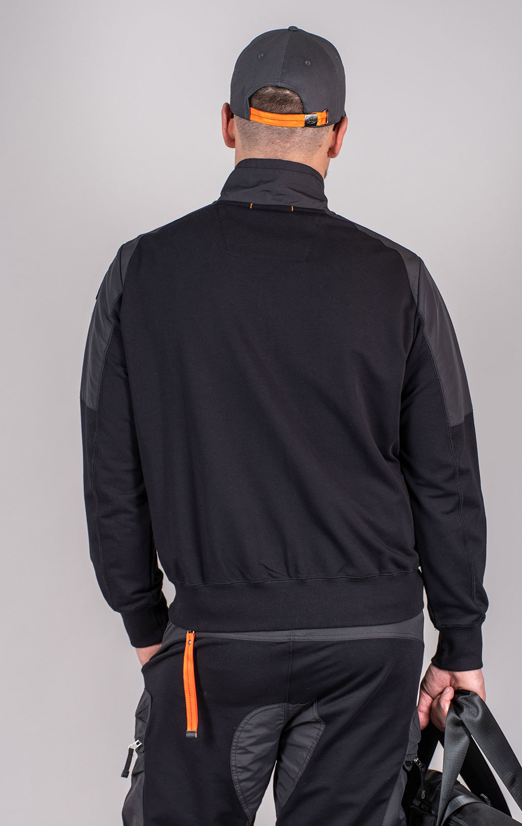 Толстовка комбинированная PARAJUMPERS JANGO SS 25 m black 