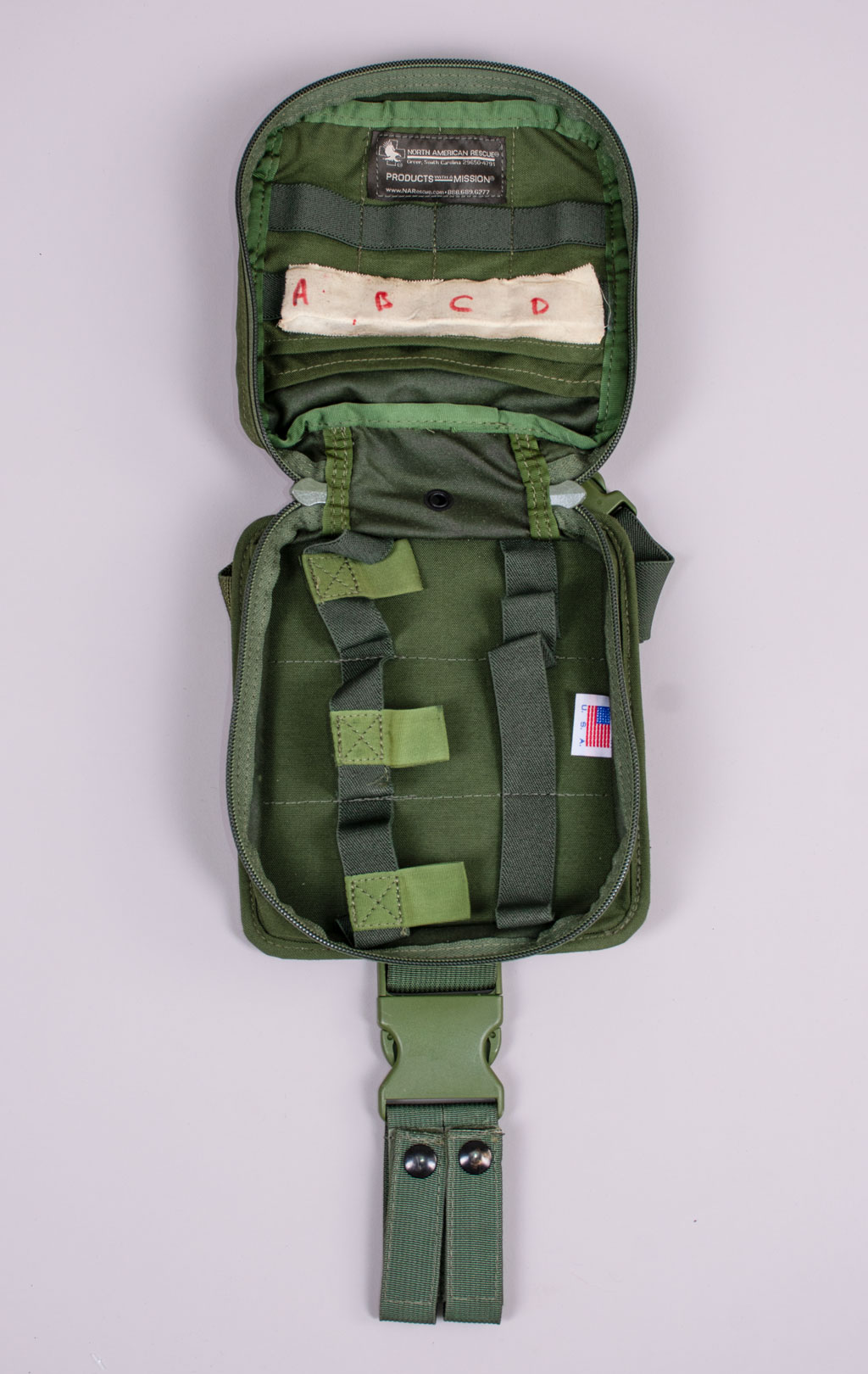 Подсумок медицинский набедренный OPERATOR BLS IFAK olive б/у США