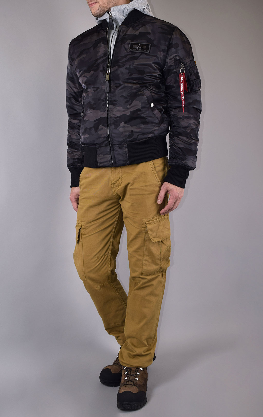 Куртка-бомбер лётная ALPHA INDUSTRIES MA-1 D-Tec black camo 