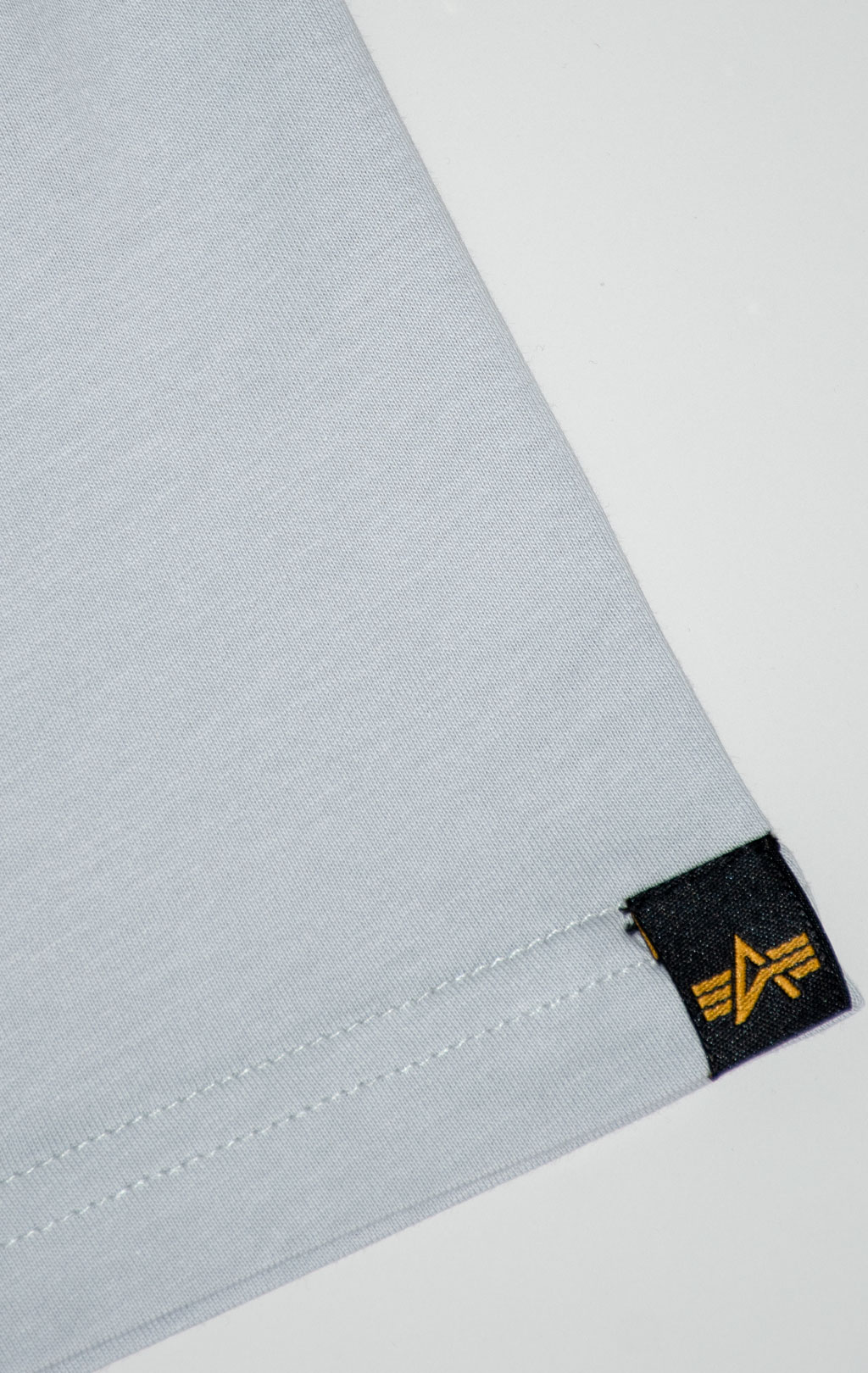 Футболка ALPHA INDUSTRIES ALPHA LABEL T pastel grey 