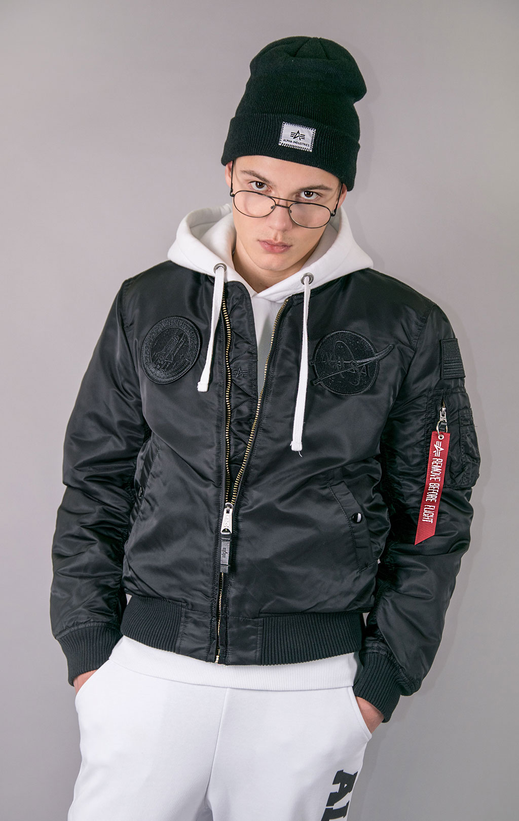 Бомбер ALPHA INDUSTRIES MA-1 VF NASA all black 