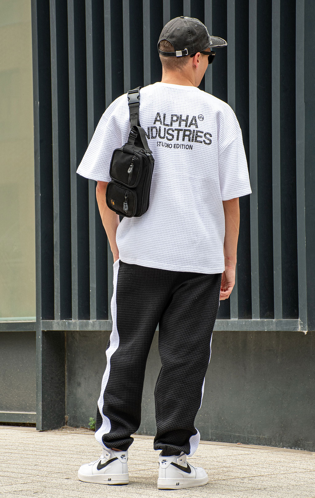 Футболка ALPHA INDUSTRIES STUDIO WAFFLE T white 