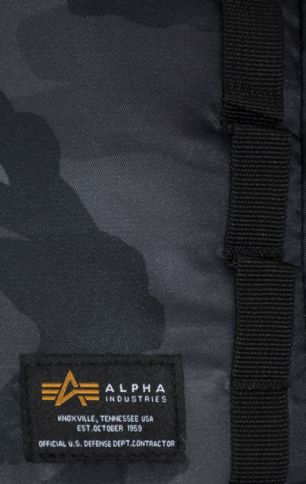Рюкзак ALPHA INDUSTRIES CREW RT BAG CAMO black camo 