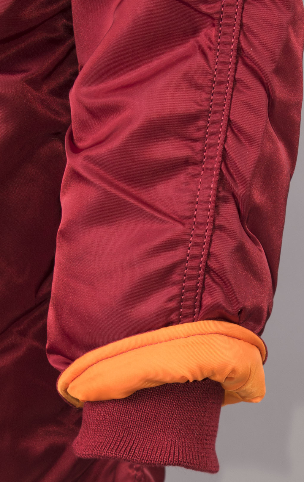 Женская аляска ALPHA INDUSTRIES N-3B CLASSIC original fit натур. мех FW 21 m commander red 
