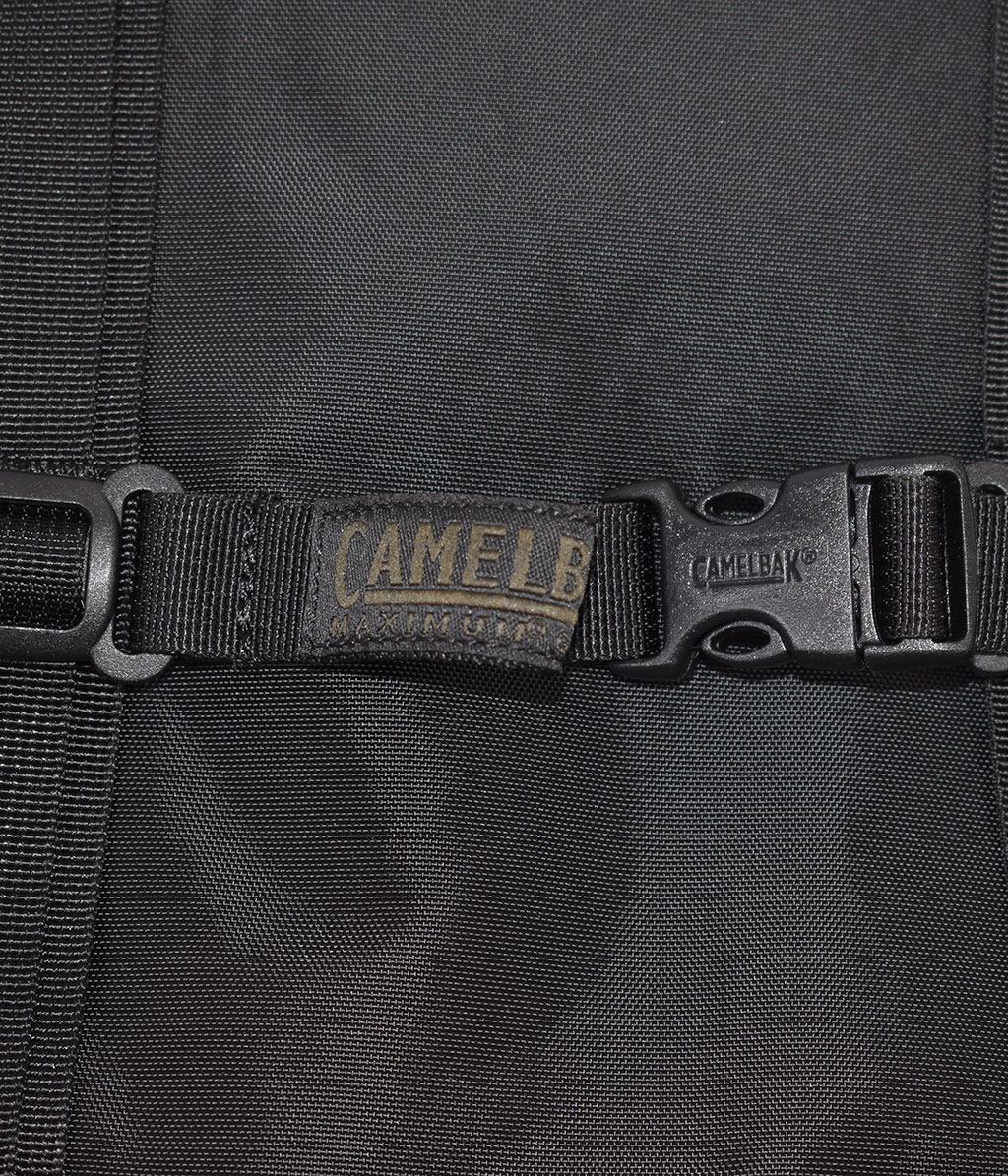 Питьевая система армейская CamelBak MOLLE, горловина под клапаном, 3L black 