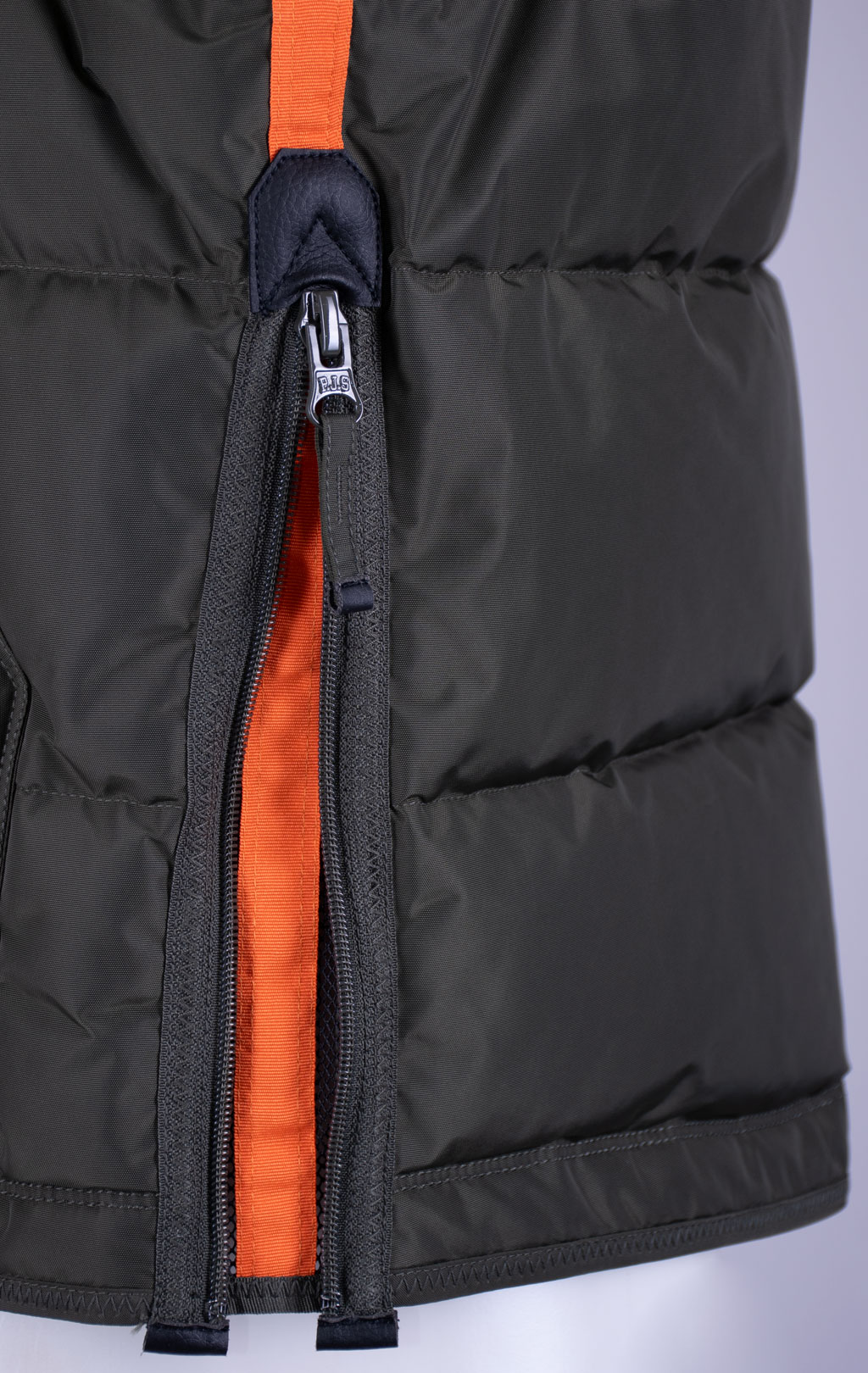 Жилет пуховой PARAJUMPERS KOBUK 2.0 FW 26/27 rosemary 