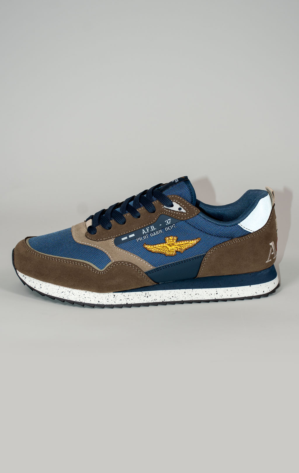 Кроссовки AERONAUTICA MILITARE (SC 0288) FW 25/26/CN blue navy/brown 