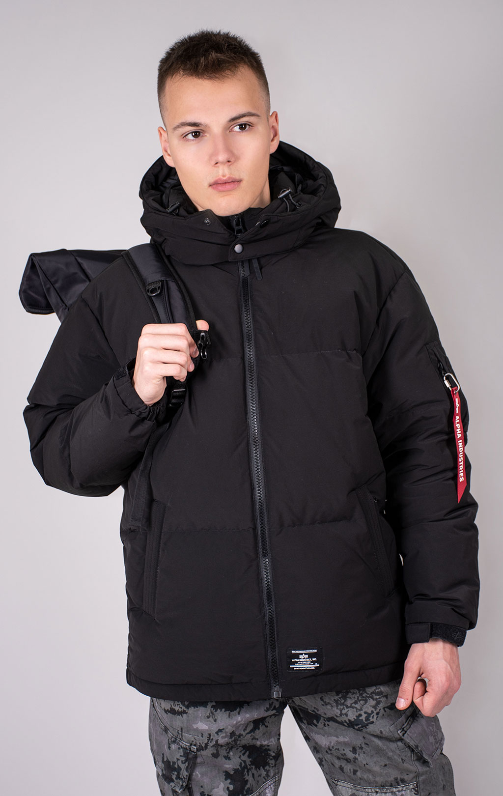 Куртка ALPHA INDUSTRIES PUFFER PARKA FW 24/25 black 