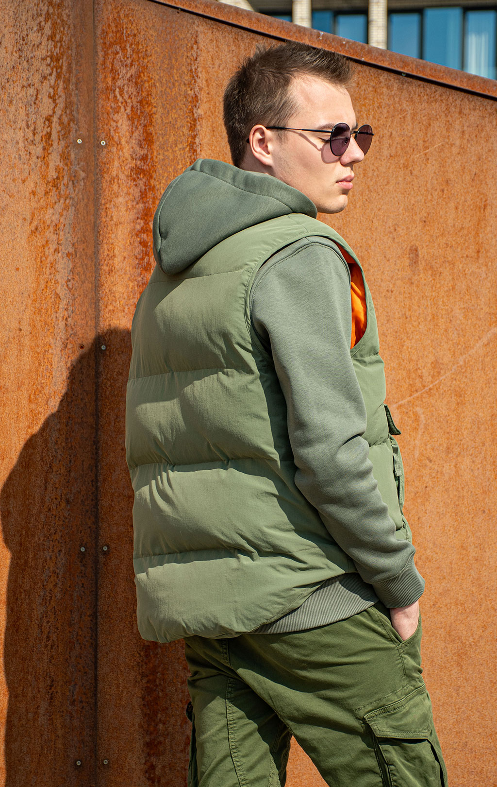 Жилет ALPHA INDUSTRIES PROTECTOR PUFFER VEST sage green 