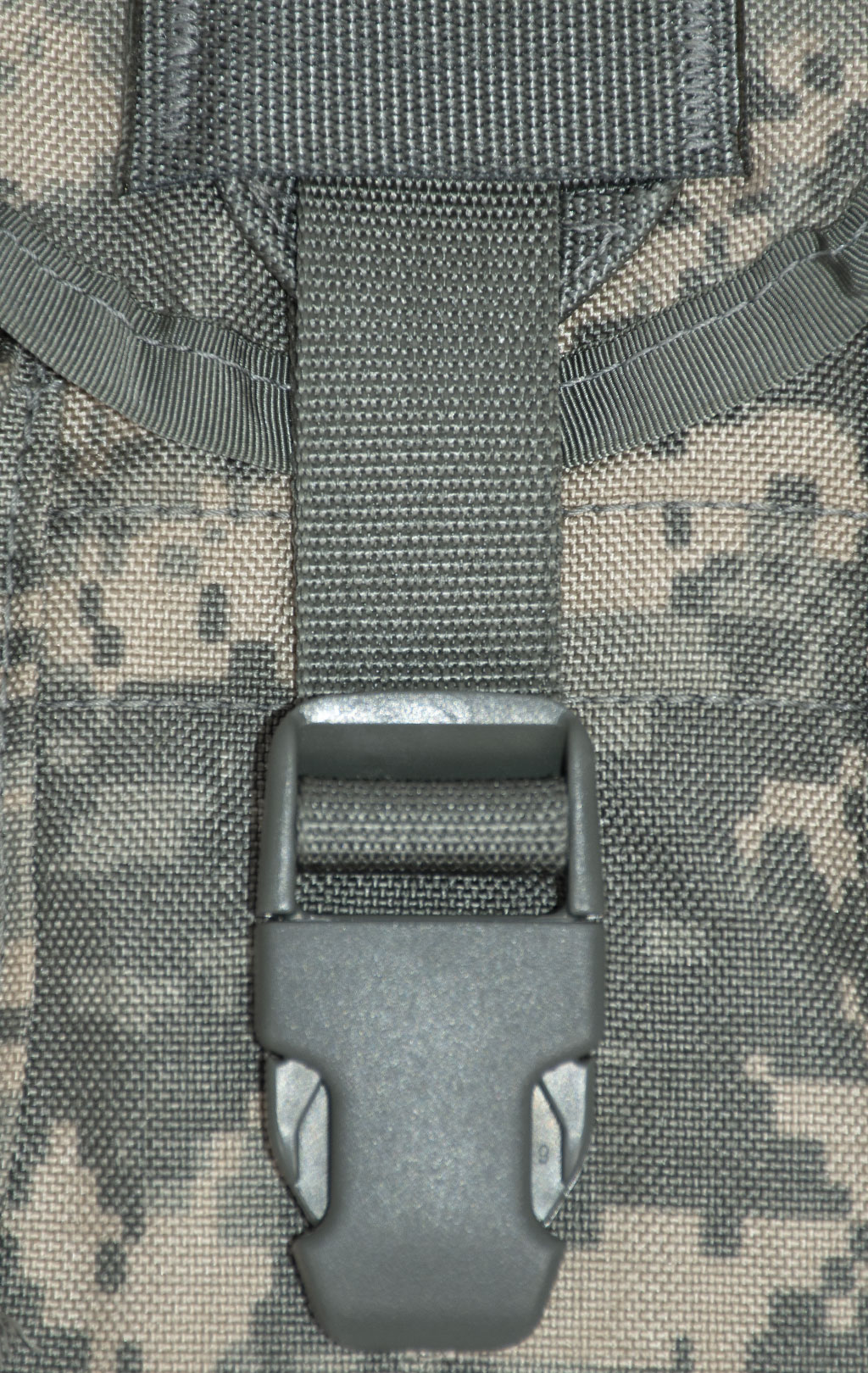 Фляга 1qt в чехле MOLLE acu США olive Китай