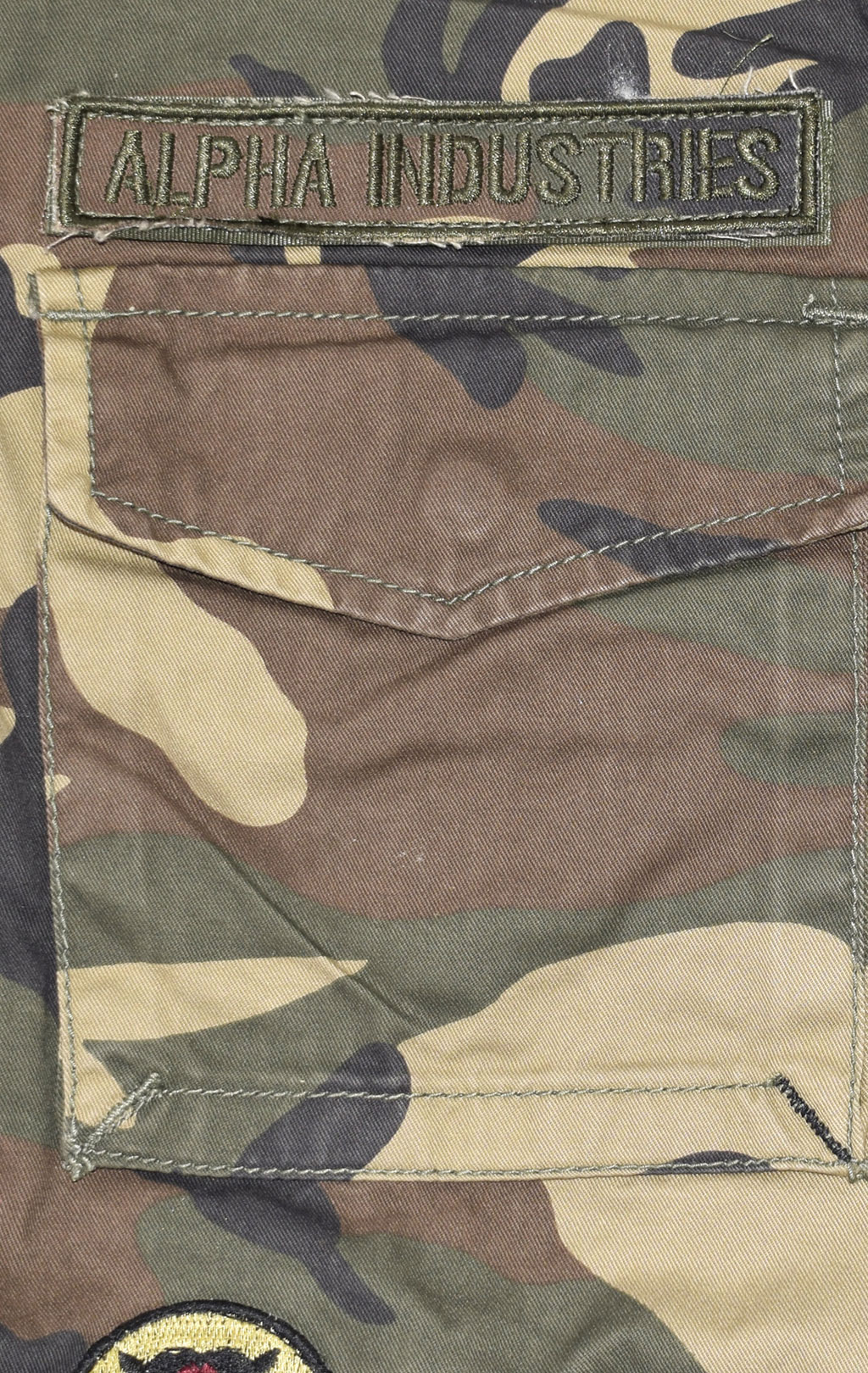 Ветровка ALPHA INDUSTRIES M-65 HUNTINGTON PATCH camo woodland 