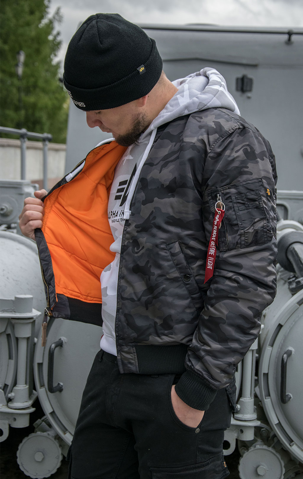 Бомбер ALPHA INDUSTRIES MA-1 VF 59 black camo 