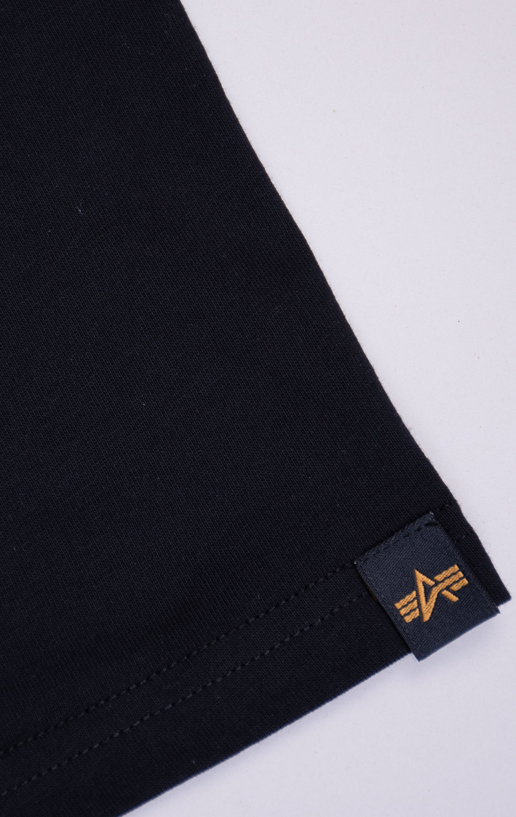 Женская футболка ALPHA INDUSTRIES STUDIO EDITION BP T black 