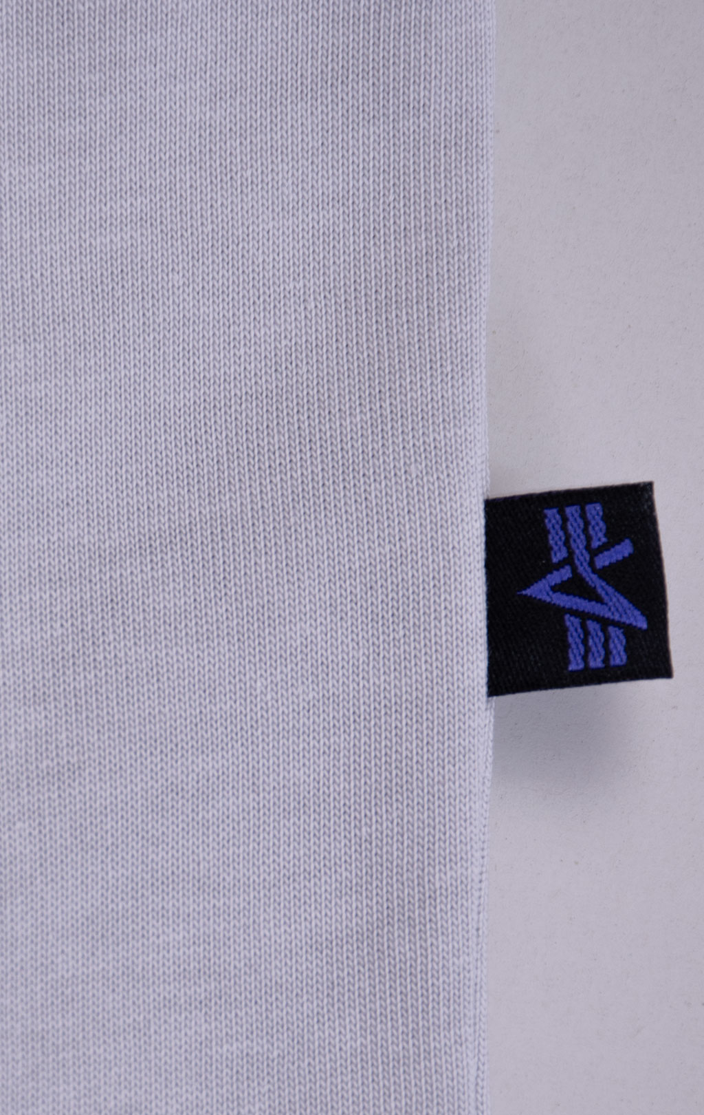 Футболка ALPHA INDUSTRIES BASE T pastel grey 