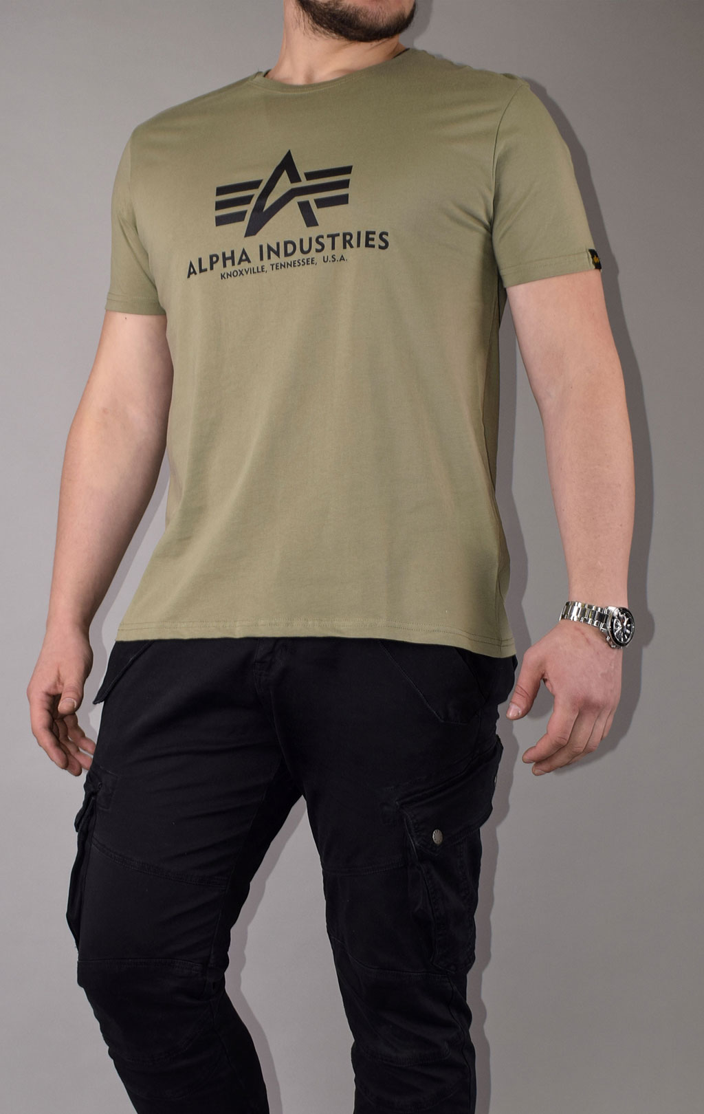 Футболка ALPHA INDUSTRIES BASIC T olive 