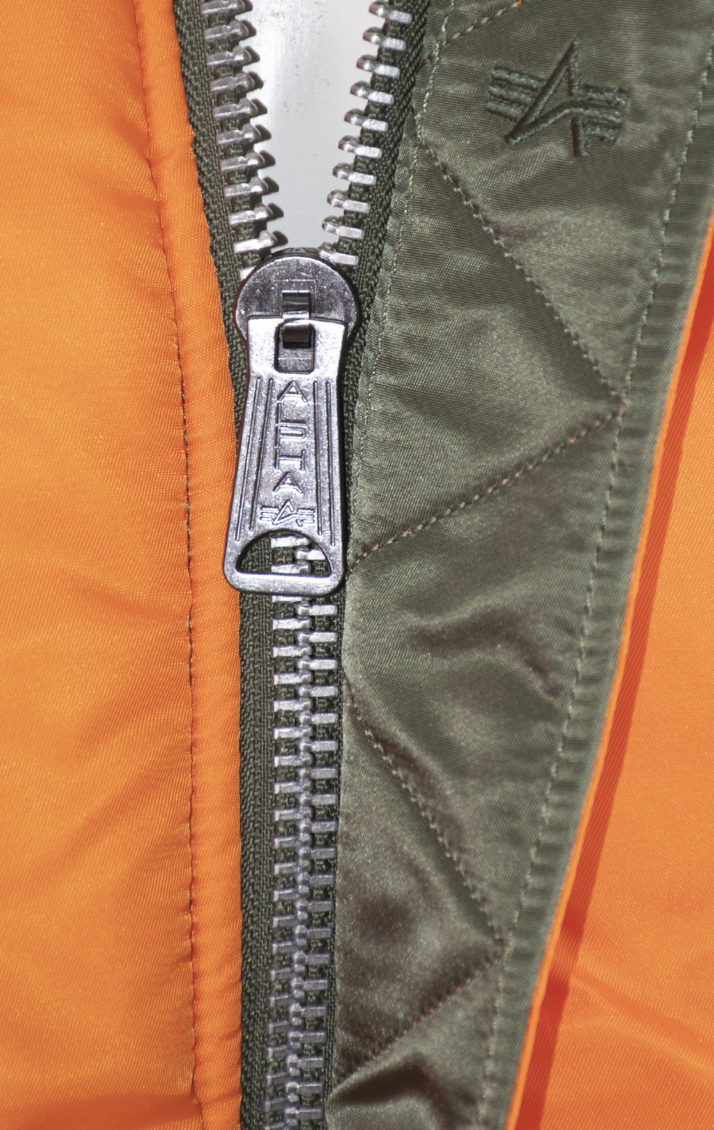 Бомбер ALPHA INDUSTRIES MA-1 original fit FW 24/25 sage 