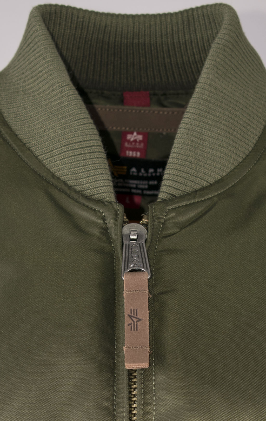 Бомбер ALPHA INDUSTRIES MA-1 VF 59 LONG dark green 