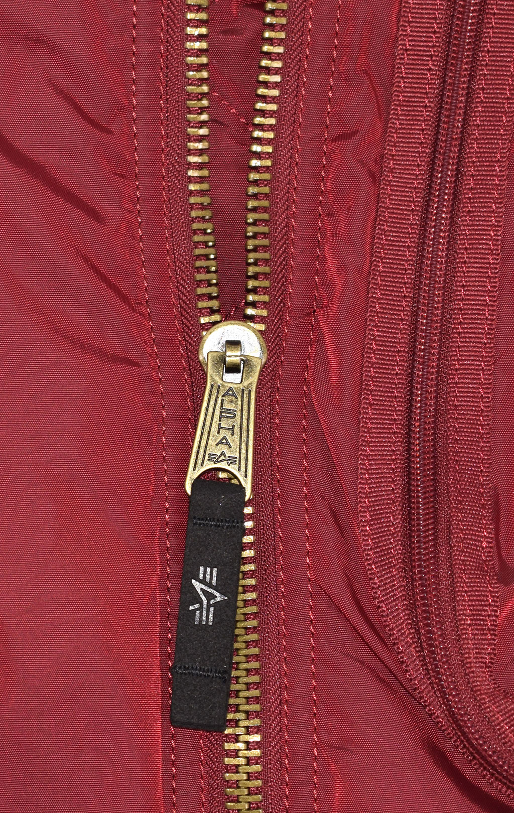 Куртка ALPHA INDUSTRIES ENGINE red commander 