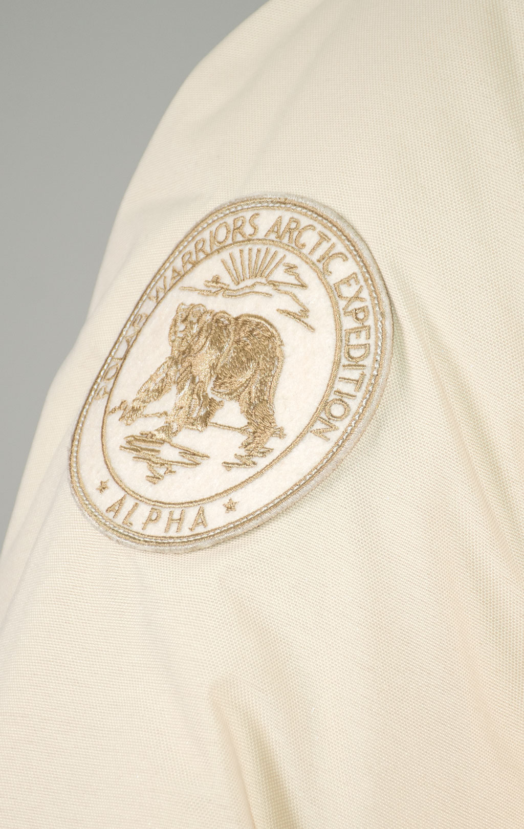 Аляска ALPHA INDUSTRIES POLAR vintage white 