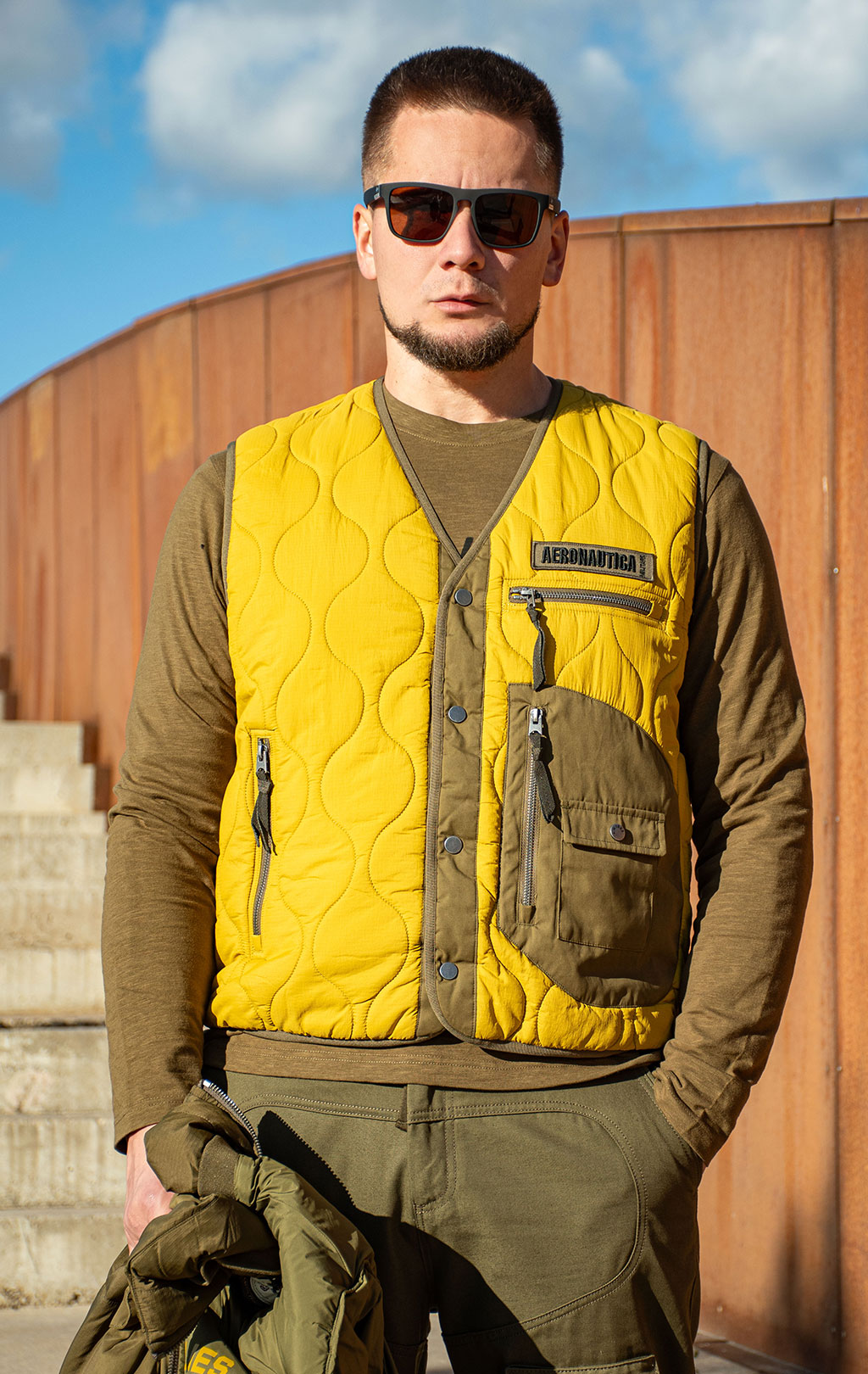 Жилет AERONAUTICA MILITARE FW 25/26/CN gold flake yellow (AB 3008) 
