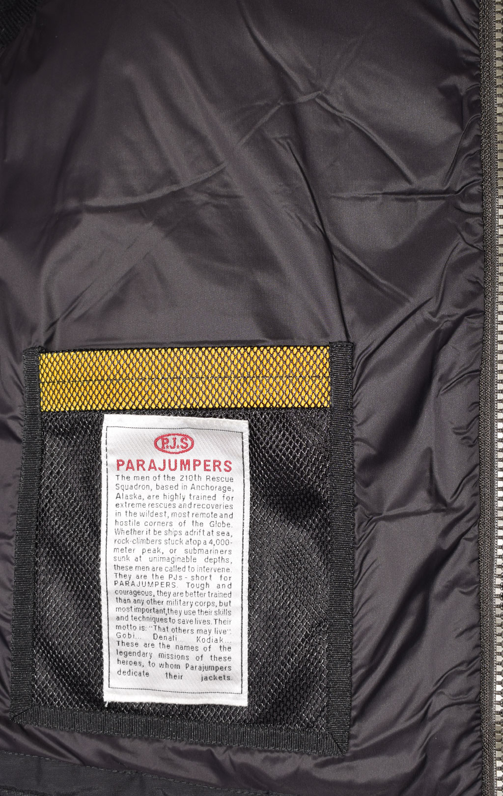 Жилет пуховой PARAJUMPERS KOBUK FW 25/26 black 