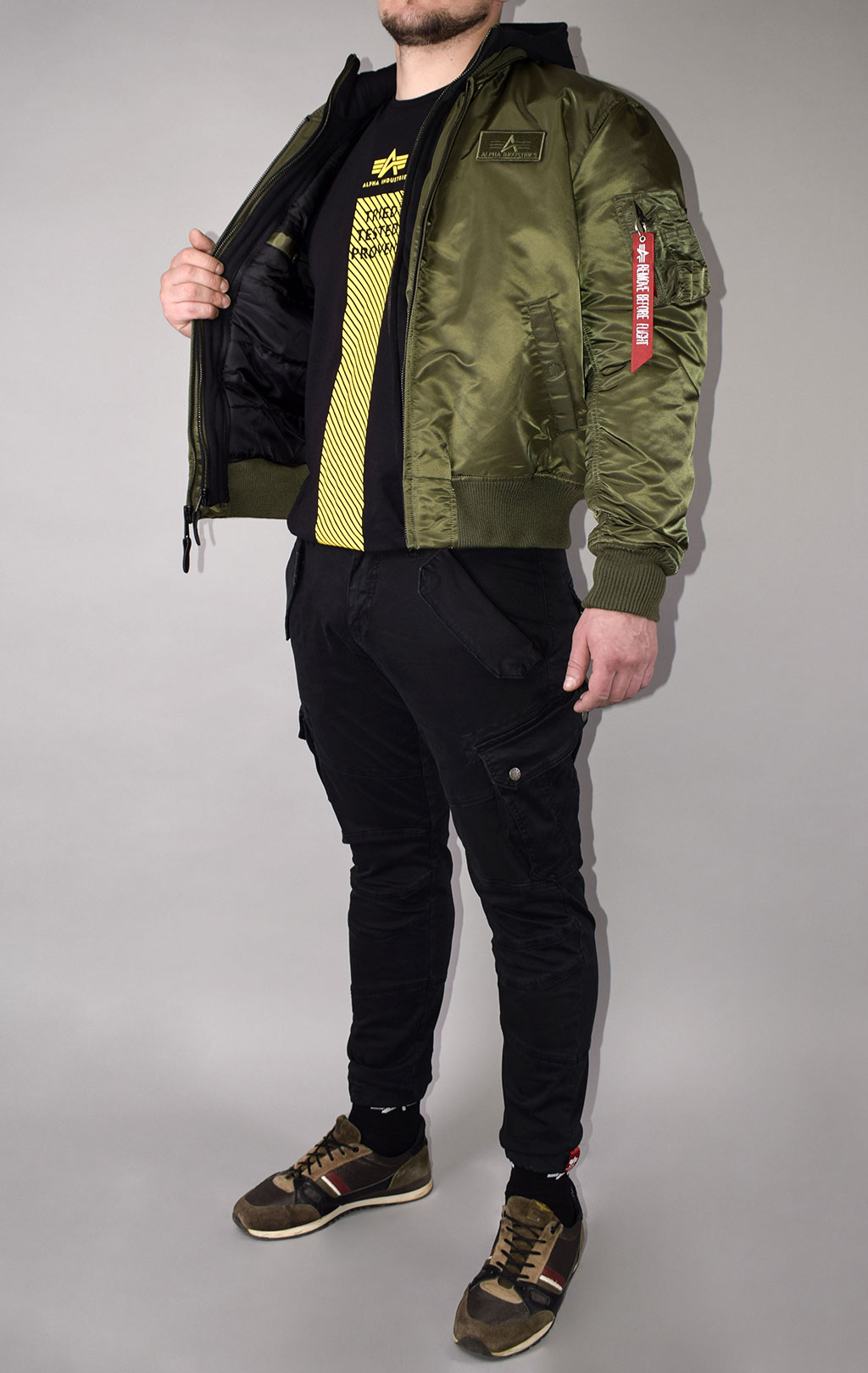 Куртка-бомбер лётная ALPHA INDUSTRIES MA-1 D-Tec dark green/black 