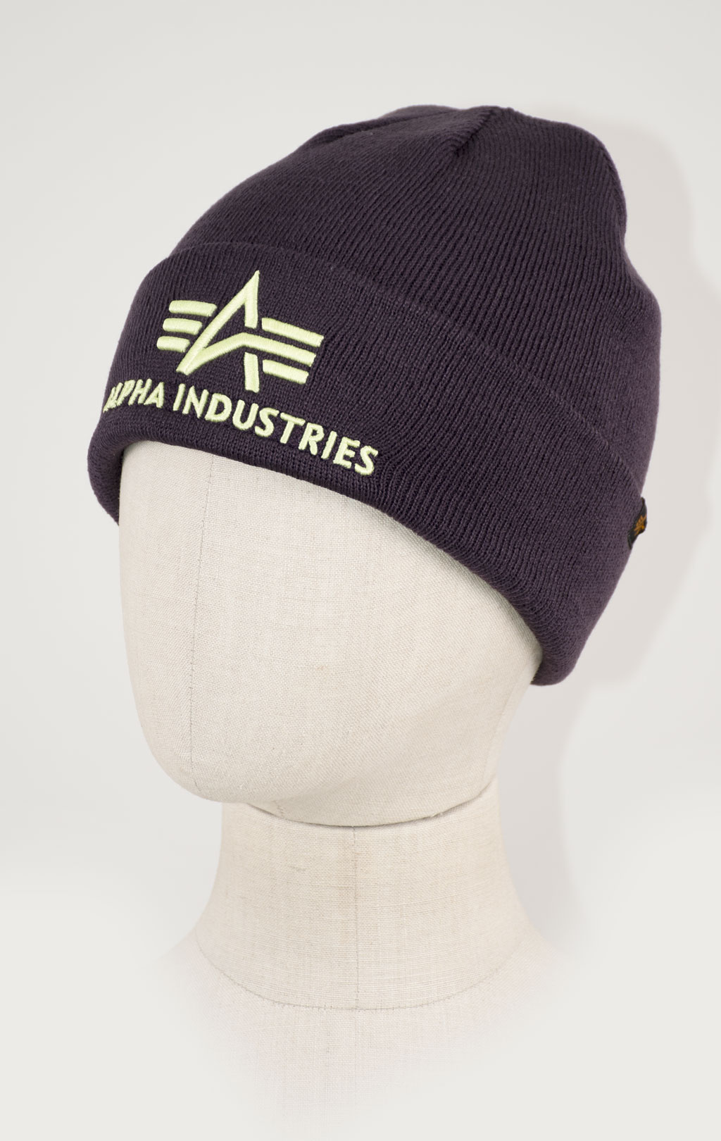 Шапка ALPHA INDUSTRIES 3D BEANIE plum 